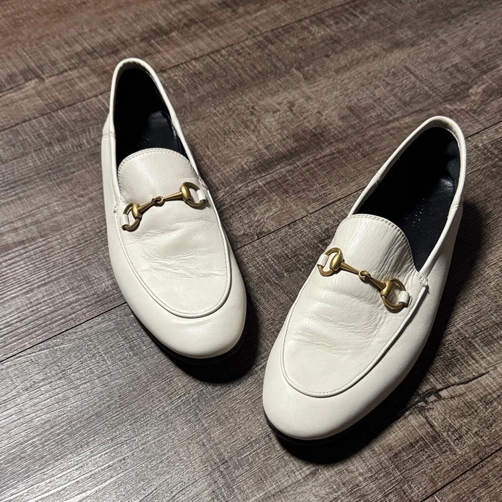 Gucci Brixton Horsebit White Leather Loafers with Gold Hardware - Picture 14 of 14